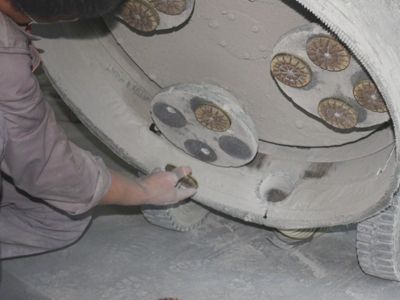 Choosing the Right Transitional Pad for Your Concrete Floor Type