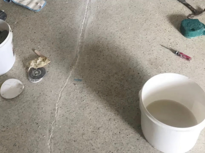 Solving the Issue of Cracks and Chips in Terrazzo Flooring