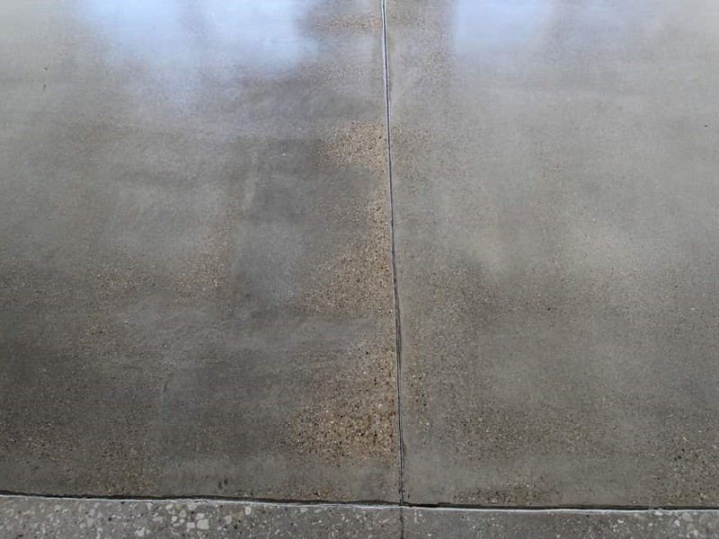 Polishing Old and Damaged Concrete Floors